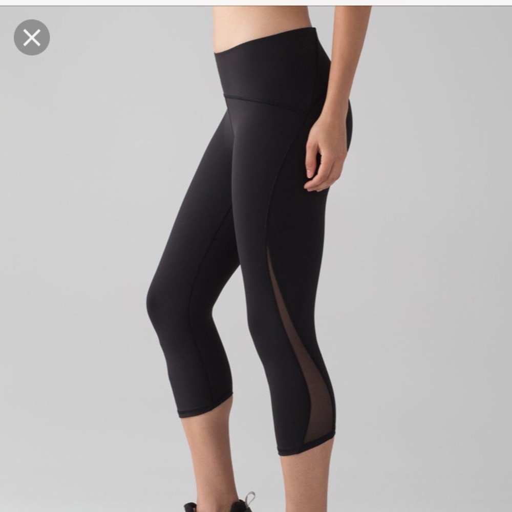 🍋 NWT LULULEMON HIGH RISE TRAIN TIMES CROP 🍋